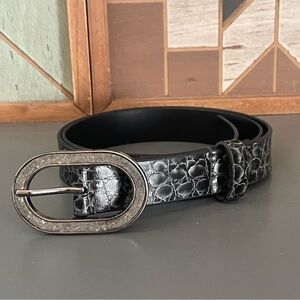 Tahari Arthur S Levine Gray Croc Embossed Belt with Stone Buckle Petite 10